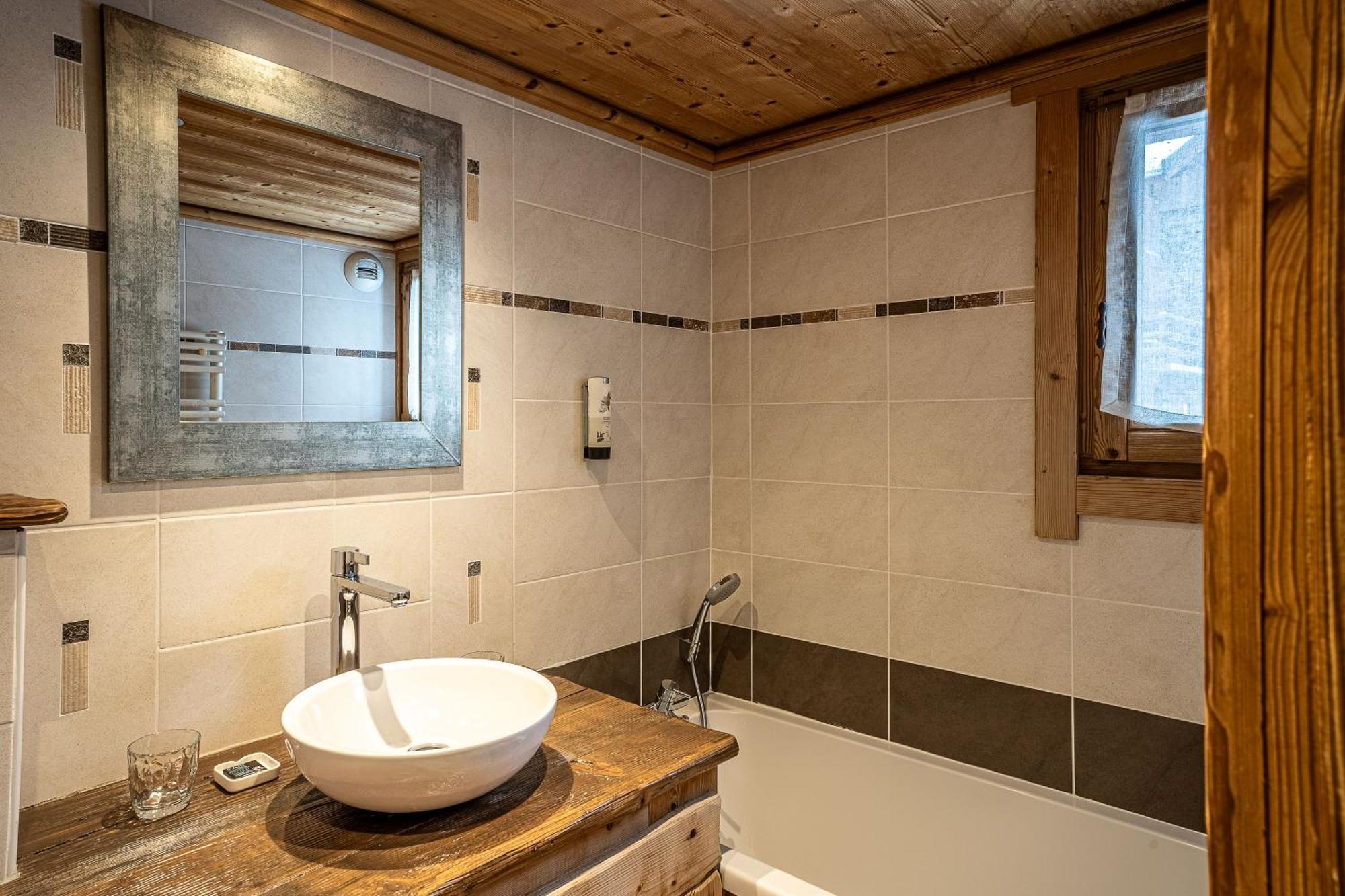 Chalet L'Ecureuil メリベル エクステリア 写真