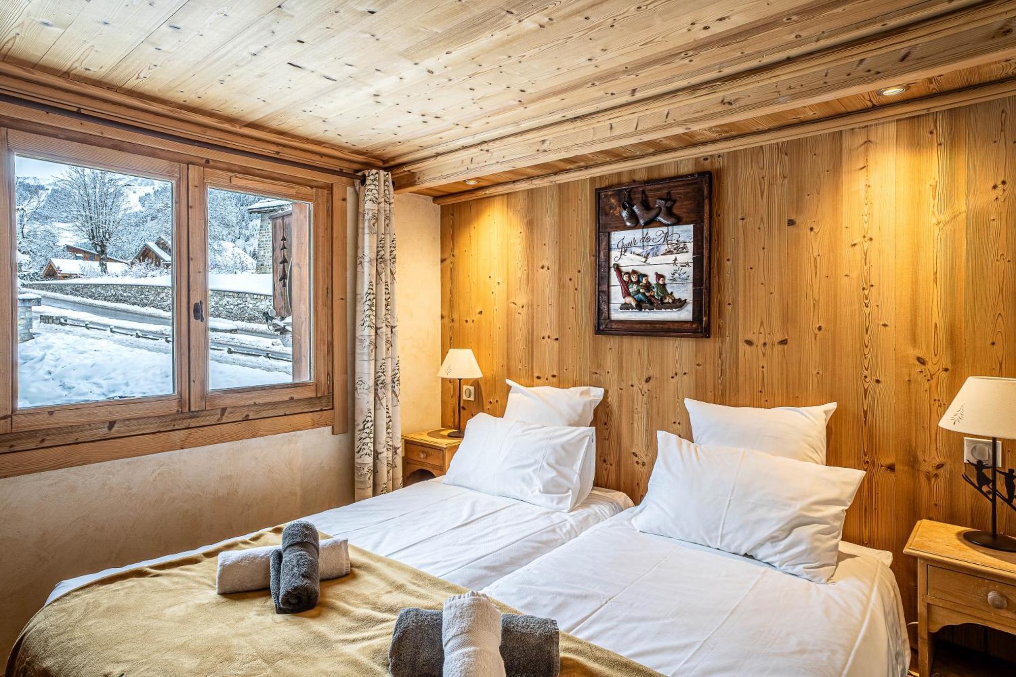 Chalet L'Ecureuil メリベル エクステリア 写真